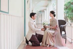 ชุดไทยเจ้าสาว ชุดไทยจักรพรรดิ์ เช่าที่แบมบี้ เวดดิ้ง ห้วยขวาง